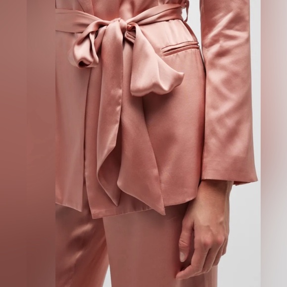 NEW L’AGENCE Everly Wrap Shawl Blazer 100% Silk Rose Tan L - Picture 4 of 9